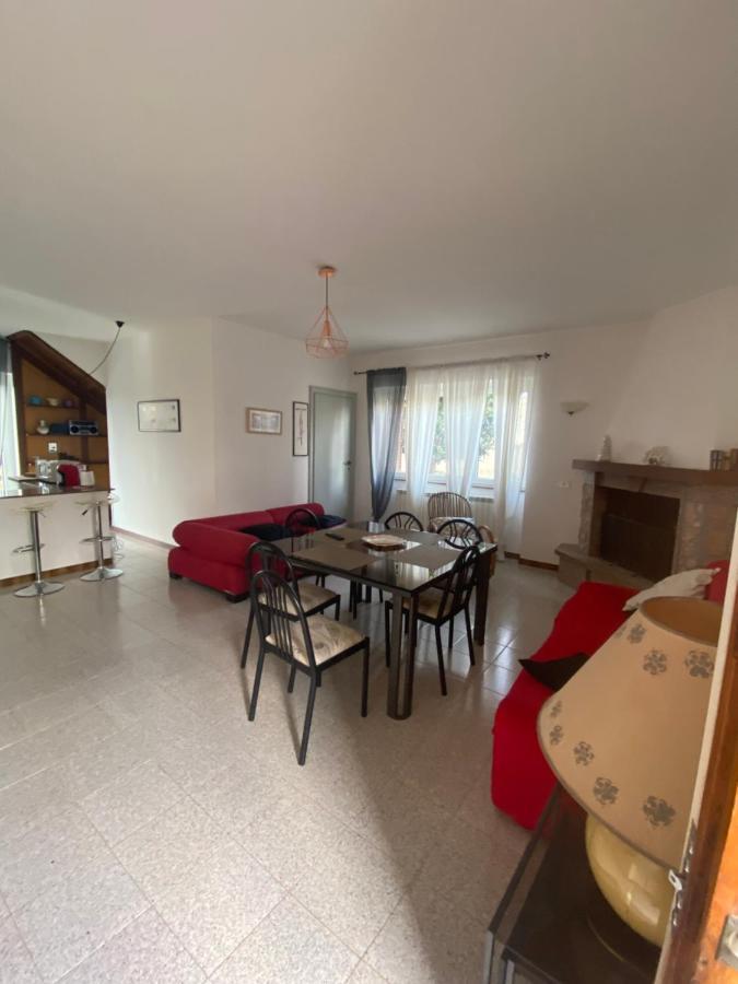 شقة La Casa Di Iole Cogna المظهر الخارجي الصورة